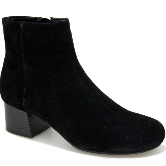 Kenneth Cole Reaction Women's Road Stop Block Heel Booties - Picture 1 of 6